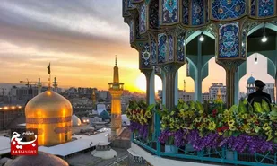 استقبال از اعیاد شعبانیه بانوای نقاره&zwnj;زنی تا گل&zwnj;آرایی، کتیبه&zwnj;آرایی و نورآرایی در حرم مطهر رضوی+فیلم و تصاویر