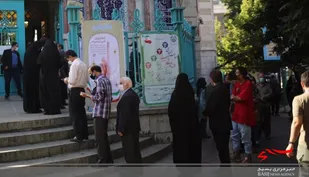 حضور پرشور ایرانیان پای صندوق های رای/ دشمنان بار دیگر شکست خوردند