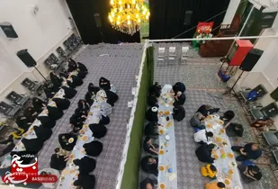 ماه مبارک رمضان در مسجد جواد الائمه (ع)؛ سفره&zwnj;های افطاری ساده با طعمی از محبت و همدلی
