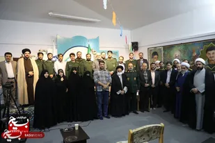 دیدار اعضای ستاد برگزاری یادواره ۶۰۹۰ شهید استان قم با مادر شهیدان زین&zwnj;الدین