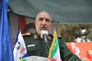 شهید ولی زاده برای دیدن دختر جانباز و قطع نخاع خود سینه خیز نزد او می رفت