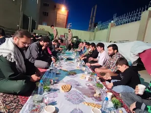 برپایی ضیافت افطاری با حضور جمعی از بسیجیان  حوزه مقاومت بسیج ثارالله شهر گلستان