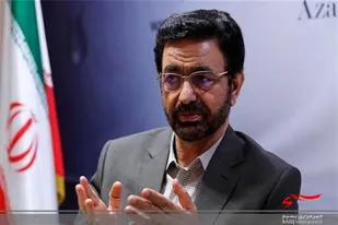 دشمن از طرق مختلف از جمله تفاوتهای قومیتی، مذهبی و کمبودهای موجود در کشور وبدنبال رسیدن به اهدافش است