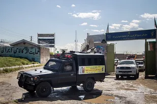 برگزاری رزمایش پدافند مقابله با ویروس منحوس کرونا در کارخانجات تهران بزرگ