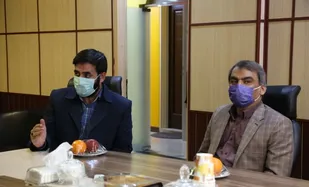 آیین&zwnj; رونمایی و امضای پوستر مستند &laquo;ماسک&raquo; برگزار شد/مدیران از دوربین محمد دیندار گریزانند