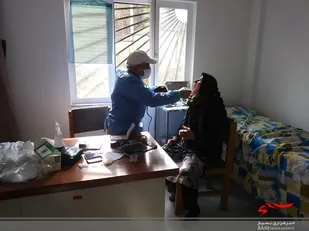 ویزیت رایگان و خدمات دندانپزشکی در روستاهای محروم توسط بهداری لشکر عملیاتی ۲۵ کربلا + تصاویر