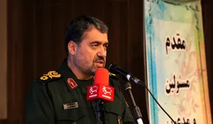 ملت بصیر و زمان&zwnj;شناس ایران با حضور پررنگ خود پای صندوق&zwnj;های رای، حماسه دیگری را رقم می&zwnj;زنند
