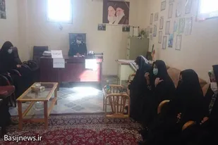برپایی میز خدمت توسط پایگاه سیدالنساء(س) ناحیه ویژه زاهدان