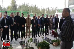 تجدید بیعت کارگران با آرمانهای شهدا