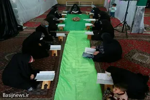 جلسات جزء&zwnj;خوانی قرآن در پایگاه&zwnj;های حوزه حضرت زینب (س) نهاوند