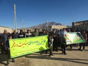 پیاده روی بسیجیان در شهرستان لردگان
