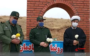 مزار شهدای بناب غبارروبی و عطرافشانی شد