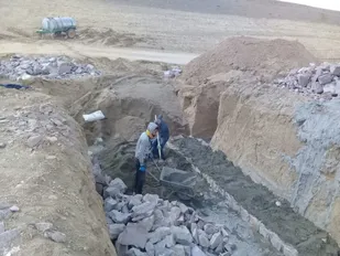 ساخت ابنیه های راه خیرآباد به چاراویماق توسط جهادگران قرارگاه پیشرفت و آبادانی سپاه ناحیه ماهنشان