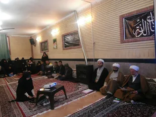 مساجد یکی از مراکز مهم فعالیت های فرهنگی در جامعه است
