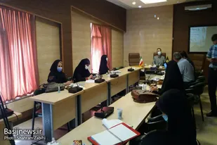 نشست خبری مدیر توزیع برق ملایر با خبرنگاران