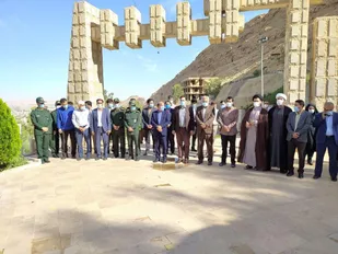 میهمانی لاله ها در گلزار شهدای شهرستان سرپلذهاب