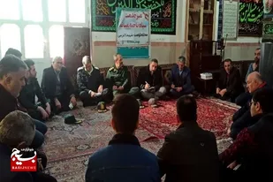 برپایی میز خدمت مسئولان در محله کرامت شهید اکرمی میانه