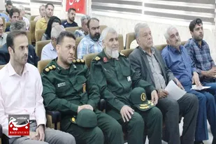 برگزاری مراسم گرامیداشت حماسه آزادسازی خرمشهر در اتاق اصناف همدان