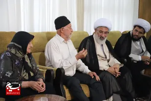 دیدار مسئول دفتر نمایندگی، ولی فقیه در سپاه کربلا با خانواده شهیده رقیه حسین زاده