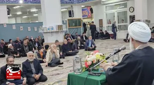 ۹ دی نماد بصیرت ملت و ایستادگی در برابر دشمنان وتجدید بیعت با رهبری زیدعزه و امام عزیزمان است