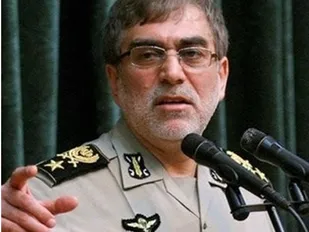 فضای مجازی یک فضای ناامن است و اگر بصیرت نداشته باشیم ممکن است که تحت تأثیر این فضا با دشمن همراه شویم