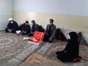 تقدیر از کودکان حافظ قرآن در روستای حسین&zwnj;آباد عاشوری
