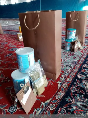 آماده سازی بسته های فرهنگی، دارویی ،درمانی اهدایی به خانواده های نیازمند شیروان