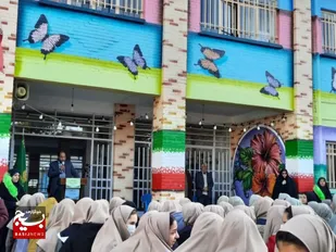صبحگاه دانش آموزان با حضور خادمیاران رضوی