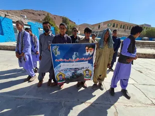 برگزاری بازی&zwnj;های بومی و محلی در روستای چاهوک تفتان جنوبی به مناسبت هفته دفاع مقدس