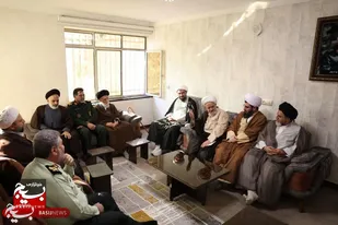 دیدار جمعی از مسئولین استان همدان با رئیس دفتر عقیدتی سیاسی فرماندهی کل قوا&nbsp;&nbsp;&nbsp;