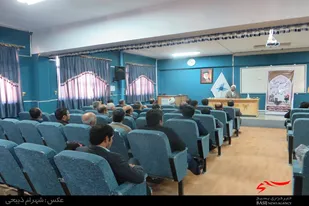 نشست بصیرتی تبیین دستاوردهای بسیج در ملایر