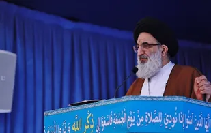 سهم اصلی رسیدن به آرمان های انقلاب را جوان مومن حزب اللهی دارد