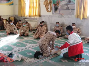 آموزش امداد و نجات ویژه سربازان در سپاه ناحیه خوانسار برگزار شد