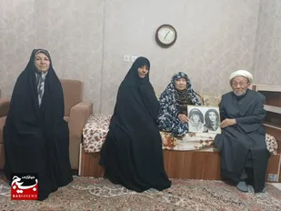 بر خود می بالیم که فرزندانمان را در راه نظام و انقلاب تقدیم کردیم+ عکس