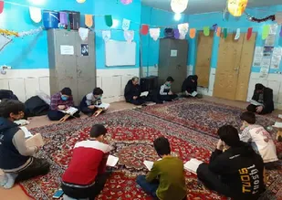 جلسه حلقه صالحین قرآنی در پایگاه بسیج کربلا برگزار شد