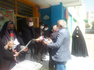 هفته دفاع مقدس را یکی از بارزترین نقاط عطف تاریخ سیاسی کشور