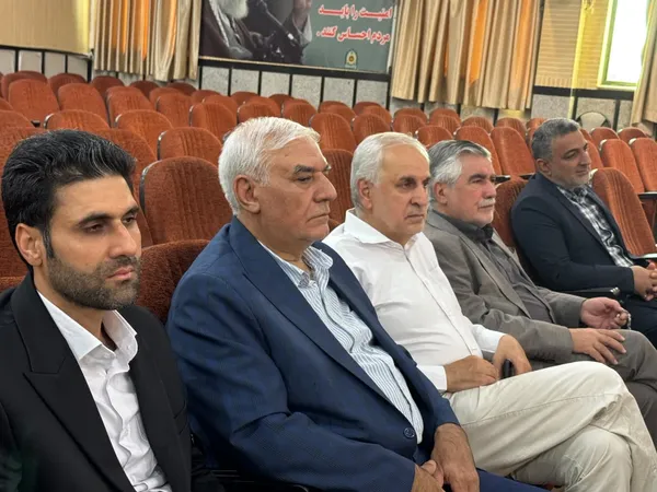 نشست صمیمانه گلستانی&zwnj;های مقیم تهران با موضوع دومین کنگره ۴ هزار شهید برگزار شد