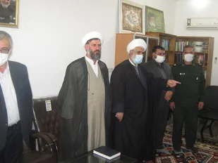 دیدار فرمانده و پرسنل گردان 119 امام حسین علیه السلام با امام جمعه شهر بادرود