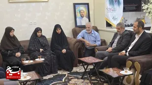 دیدار رئیس سازمان حفاظت محیط زیست با خانواده شهید حجت الاسلام استاد در اهواز