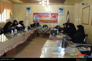 نشست بصیرتی پایگاه مطهره حوزه بسیج شهدای اصناف همدان