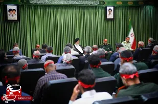 اصناف متدین از ابتدای نهضت امام خمینی(ره) در خط مقدم انقلاب بودند