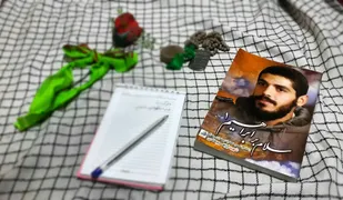 فیلم/اجرای زنجیره انسانی در شهرک فجر شاهرود