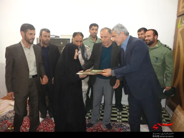 آئین آبروی محله، یادواره شهید شهید رستم صادقی در دهستان چم چنگ شهرستان سامان استان چهارمحال و بختیاری  برگزار شد.
