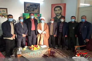 فرمانده نیروی مقاومت بسیج سپاه ناحیه شهرستان سرخه با نیروهای انقلابی در سرخه دیدار کرد