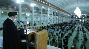 مبارزه با فقر وظیفه همگانی است