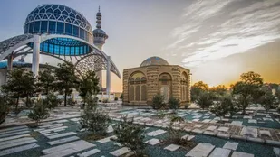 توسعه گردشگری در تخت فولاد اصفهان/ احداث گذر گردشگری بابارکن الدین به منظور توسعه این مجموعه