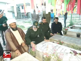 دیدار فرمانده دانشگاه امام حسین (ع) با خانواده شهید محمدعارف کاظمی