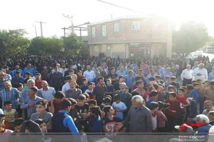 همایش پیاده&zwnj;روی خانوادگی در روستای رزینی نهاوند