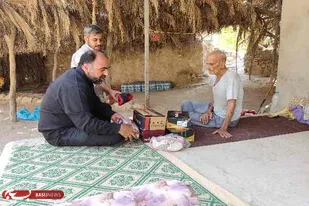 توزیع ۱۰۰۰ جفت کفش بمناسبت هفته دفاع مقدس بین نیازمندان شهرستان دشتستان