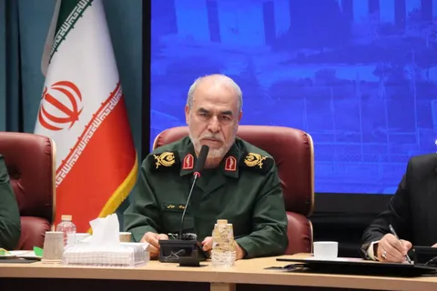 دشمن در جنگ شناختی به دنبال گمراه‌سازی افکار عمومی است